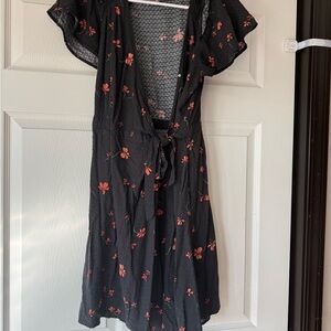 Universal Threads black floral wrap dress